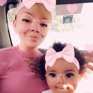 Meet your Posher, Selene a.